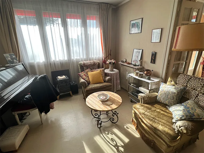 Débarras logement départ maison retraite Paris Île-de-France